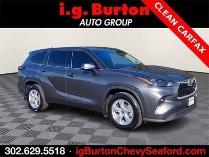 Used 2022 Toyota Highlander LE