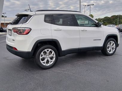 Used 2024 Jeep Compass Latitude