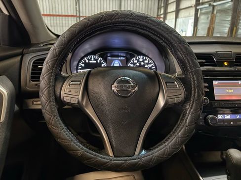 Used 2015 Nissan Altima 2.5 SV w/ Convenience Package FWD image 15