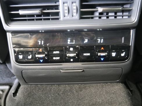 Certified 2025 Lexus LX 700h Overtrail AWD/4WD image 37