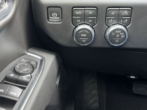 New 2026 GMC Sierra 1500 SLT w/ SLT Premium Package image 53