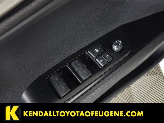 Used 2025 Toyota Camry LE FWD image 20