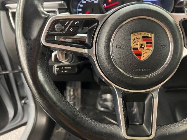 Used 2018 Porsche Macan AWD/4WD image 21