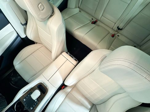 New 2026 Mercedes-Benz GLE 450 4MATIC image 19