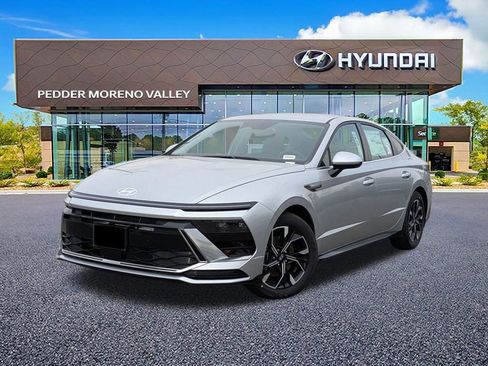 New 2025 Hyundai Sonata SEL image 2