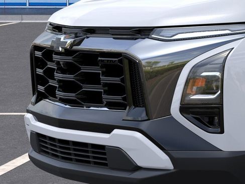 New 2026 Chevrolet Equinox ACTIV w/ Convenience Package III FWD image 37