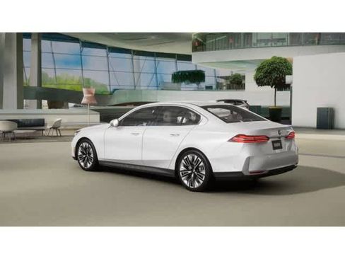 New 2026 BMW 530i w/ Premium Package image 2