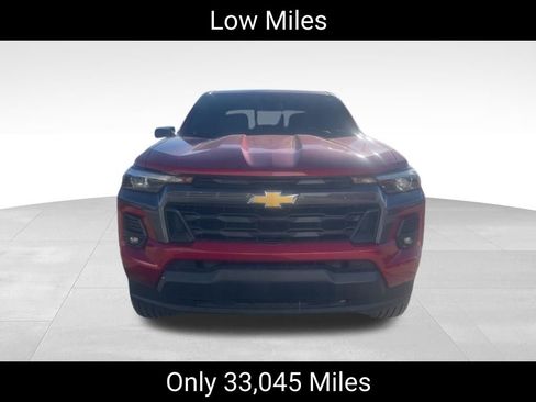 Used 2024 Chevrolet Colorado LT w/ LT Convenience Package III image 2