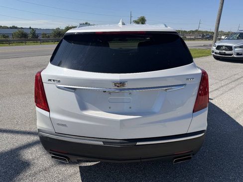 Used 2018 Cadillac XT5 Luxury w/ Driver Awareness Package AWD/4WD image 7