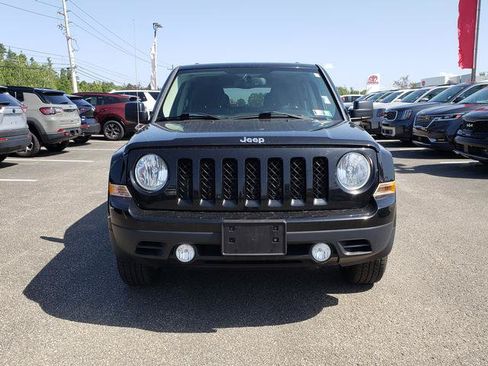 Used 2015 Jeep Patriot Latitude AWD/4WD image 8