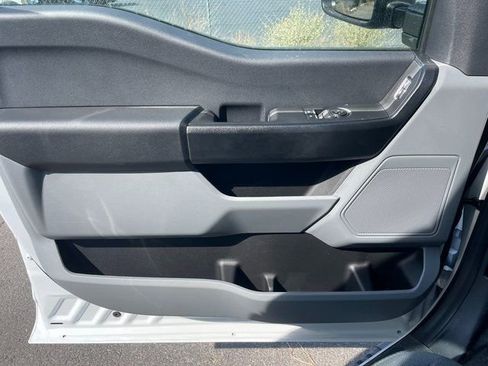 New 2025 Ford F350 XL w/ XL Chrome Package image 15