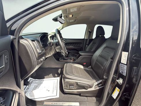 Used 2022 GMC Canyon Denali w/ Denali Black Edition Package AWD/4WD image 21