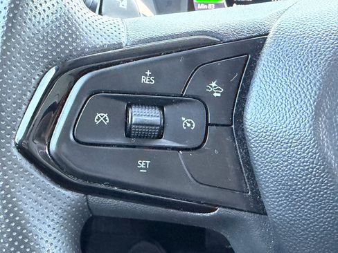 Used 2023 Chevrolet Bolt EUV LT w/ Driver Confidence Package image 25