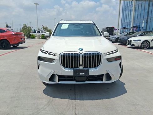 Used 2024 BMW X7 xDrive40i w/ Premium Package AWD/4WD image 2