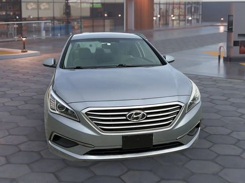 Used 2016 Hyundai Sonata SE image 19