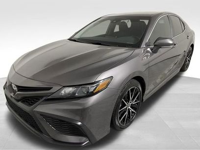 Used 2023 Toyota Camry SE
