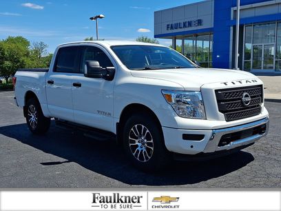Used 2024 Nissan Titan SV w/ SV Convenience Package
