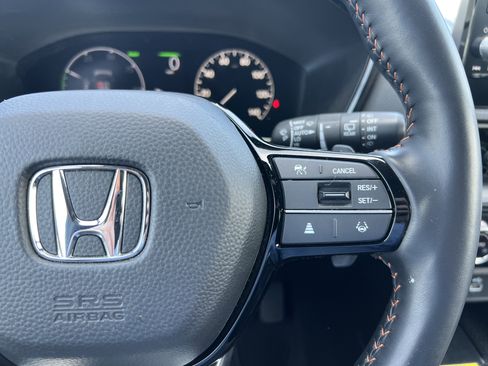 Used 2025 Honda CR-V Sport Touring image 29