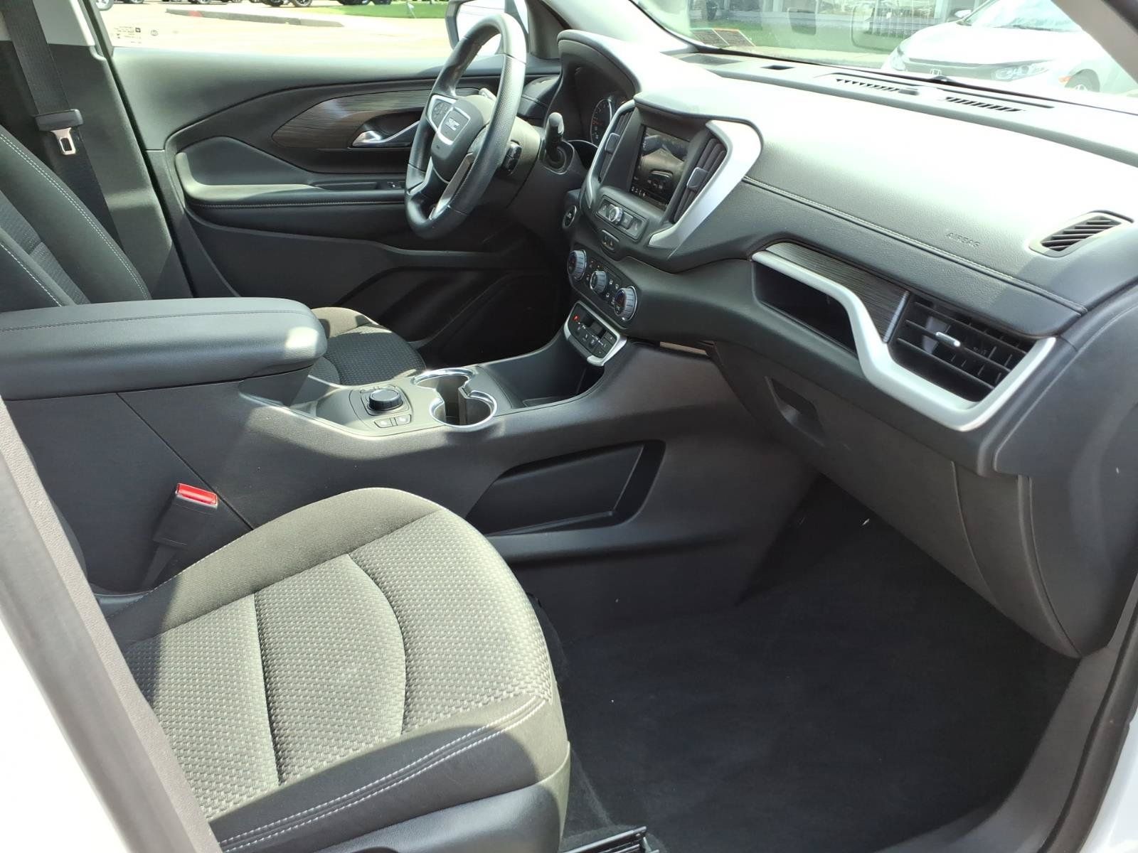 Certified 2024 GMC Terrain SLE w/ Driver Convenience Package FWD image 28