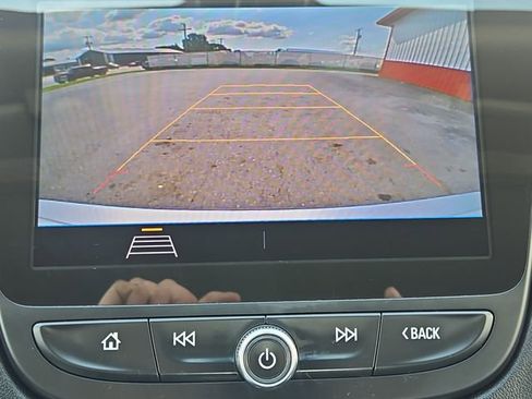 Used 2020 Chevrolet Malibu LS image 22