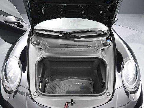 Certified 2018 Porsche 911 Carrera S RWD image 22