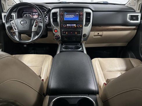 Used 2016 Nissan Titan SL AWD/4WD image 23