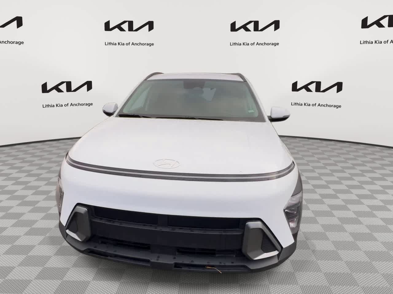 Used 2025 Hyundai Kona SEL AWD/4WD image 3