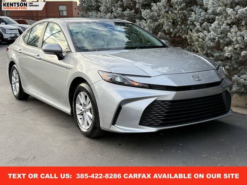 Used 2026 Toyota Camry LE image 10