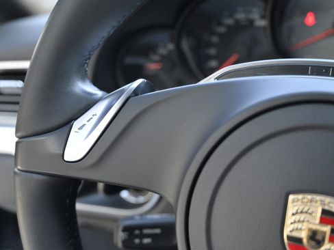 Used 2013 Porsche 911 Carrera S image 26