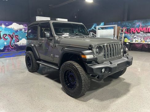 Used 2020 Jeep Wrangler Sport AWD/4WD image 8