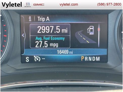 Certified 2022 Buick Encore Preferred w/ Safety Package image 21