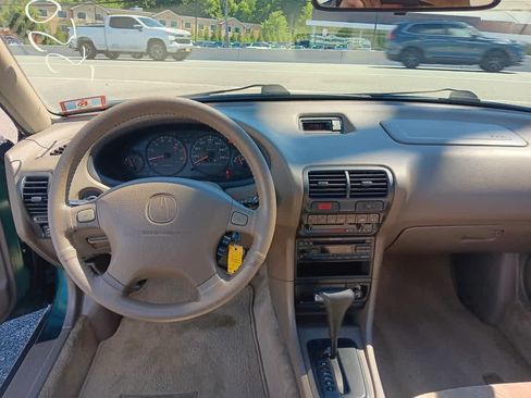 Used 2001 Acura Integra LS FWD image 17
