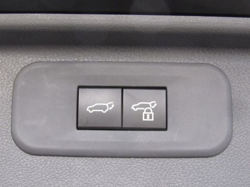 Certified 2025 Toyota Grand Highlander AWD image 25