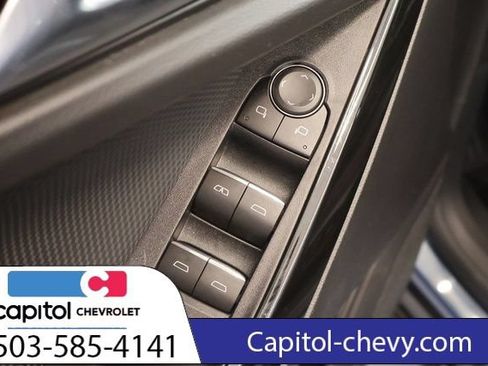 Used 2026 Chevrolet Equinox RS AWD/4WD image 12