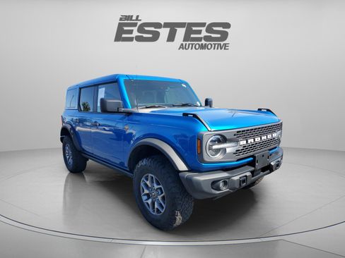 Certified 2025 Ford Bronco Badlands AWD/4WD image 9