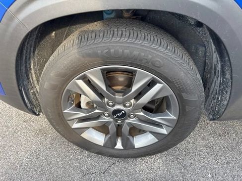 Used 2023 Kia Seltos LX AWD/4WD image 8