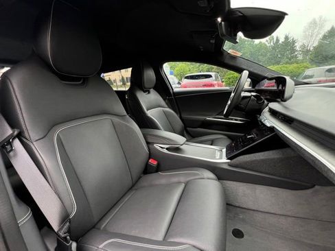Used 2024 Lucid Air Touring AWD/4WD image 27