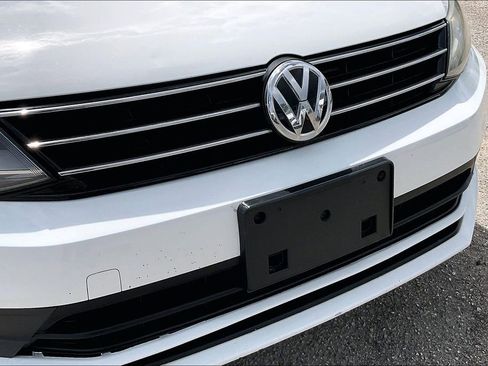 Used 2016 Volkswagen Jetta SEL image 33