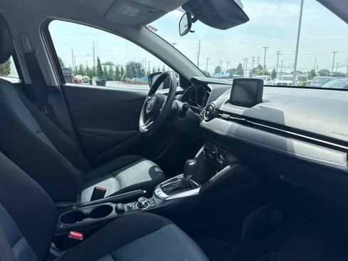 Used 2020 Toyota Yaris LE FWD image 22
