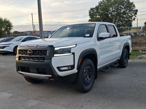 New 2026 Nissan Frontier 2WD Crew Cab image 12