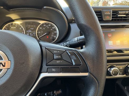 Used 2020 Nissan Versa S image 21