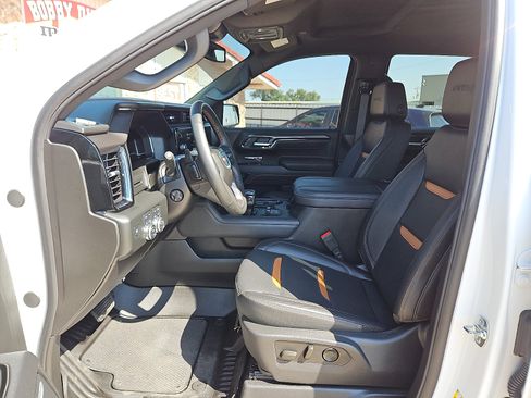 Used 2025 GMC Sierra 1500 AT4 AWD/4WD image 11