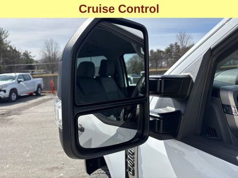Used 2024 Ford F250 XLT AWD/4WD image 8
