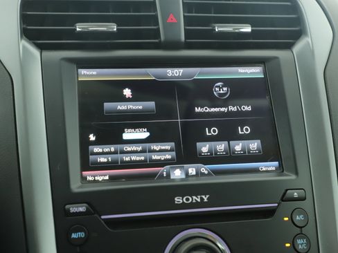 Used 2016 Ford Fusion Titanium image 19