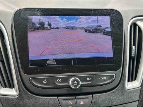 Used 2024 Chevrolet Malibu LT FWD image 31