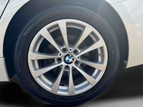 Used 2018 BMW 320i xDrive Sedan w/ Convenience Package image 34