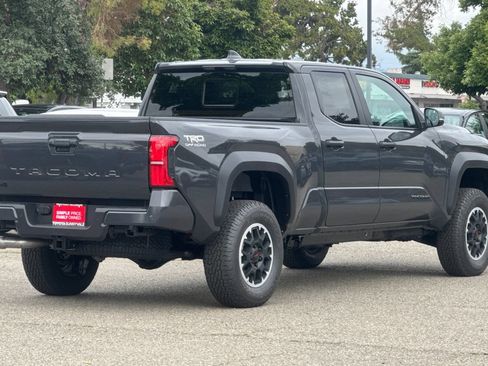 New 2026 Toyota Tacoma TRD Off-Road w/ TRD Off Road Upgrade Package AWD/4WD image 3