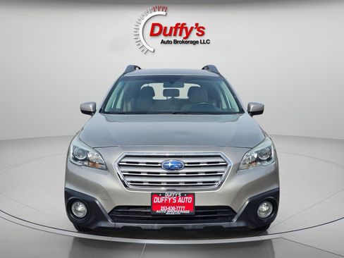 Used 2016 Subaru Outback 2.5i Premium image 12
