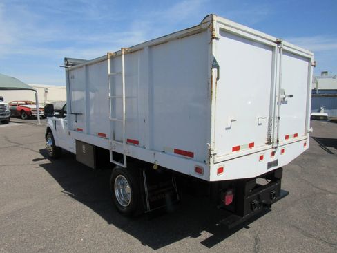 Used 2017 Ford F350 XL w/ Power Equipment Group RWD image 8