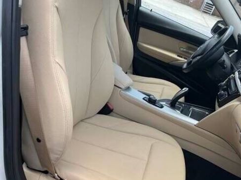 Used 2016 BMW M4 Convertible w/ Executive Package RWD image 16